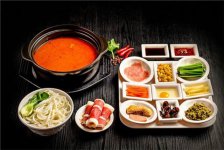 干貨分享:搞餐飲最重要的是要活下來(lái)【重慶火鍋底料廠】