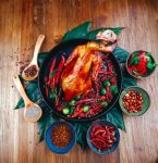 “做餐飲玩噱頭死路一條，產(chǎn)品好才是王道！”創(chuàng)新女王的反思回歸：玩噱頭是“賠本賺吆喝”，產(chǎn)品好吃才是王道【四川重慶火鍋底料廠家】