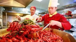 做對(duì)這三件事，餐廳恢復(fù)營業(yè)后不愁沒顧客火鍋底料批發(fā)廠家直銷