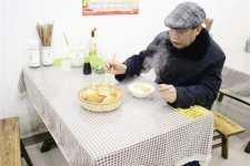 疫情之下，餐飲行業(yè)何去何從【重慶火鍋底料批發(fā)地址】