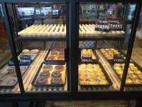 旺順閣做社區(qū)便利店、紫光園開社區(qū)檔口店后，青年公社開出了一種“市集式”零售的全新模式【火鍋底料批發(fā)廠家直銷】