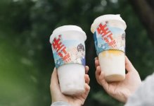 喜茶奈雪齊推，椰奶來了【重慶火鍋底料廠家公司】