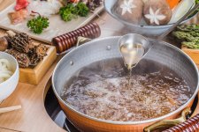 壽喜燒就是火鍋？日本料理被黑得真慘【正宗重慶火鍋底料批發(fā)】