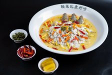 餐廳要做大，首先要學(xué)會做“小”，做“簡單”，做“標(biāo)準(zhǔn)”【最正宗的重慶火鍋底料】