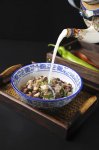 中國哪里的羊湯最好喝？【重慶火鍋底料加工廠】