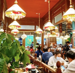 明星掘金餐飲一年狂賺3.6億，假創(chuàng)業(yè)真撈錢？