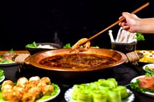 對(duì)盈虧平衡點(diǎn)，只想到了好的，而沒(méi)有去考慮壞的情況；僅想到怎么賺錢(qián)火鍋底料批發(fā)廠家直銷，而沒(méi)有想到不賺錢(qián)或者虧損該怎么辦
