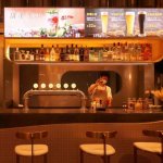 “酒水吧”，“火鍋+酒”將成新趨勢(shì)？重慶火鍋底料廠家公司